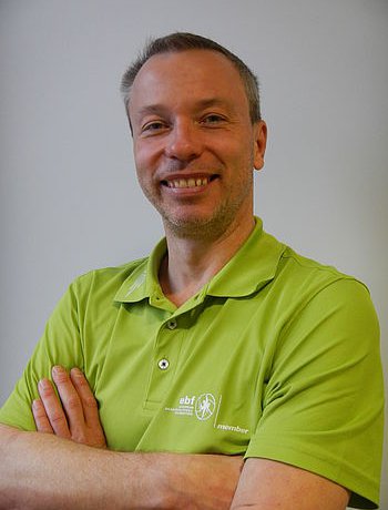 Oliver Tschäche